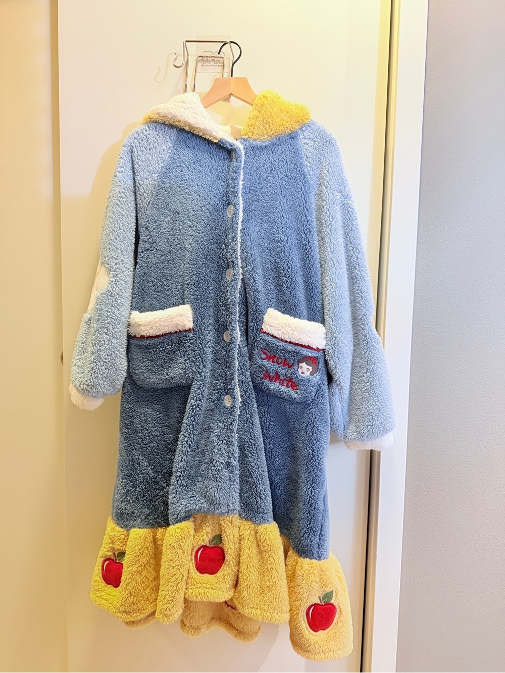Snowwhite Plush Robe